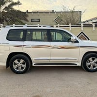 / بيع او مراوس حسب القناعة لاندكروز ٢٠١٣ كفالة فقط شبر بارد بالمدكر ال...