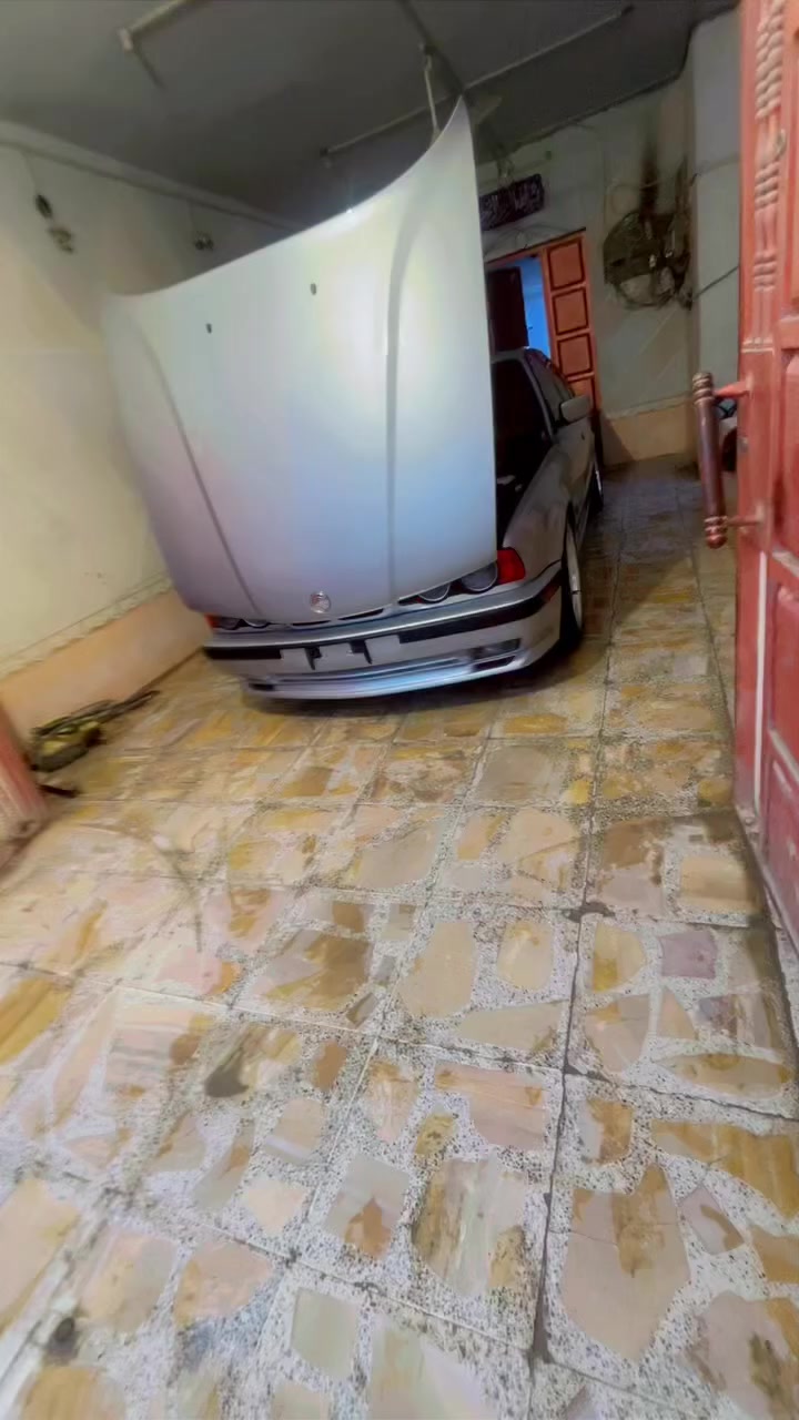 مرحبا على جميع العشاق هاي لقطعه المميزه 540 اصل وفصل وكير عادي سياره دخول جديد ومديل ٩٥وكلها ام اصل رقم جديد وبسمي ***********
