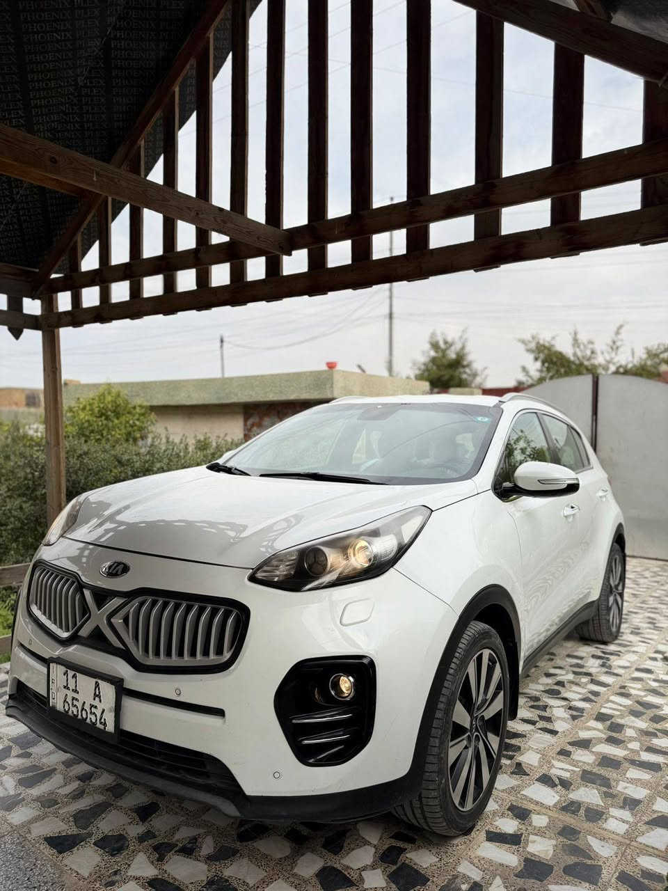 للبيع كيا سبورتج 2018 خليجي مكفوله من صبغ بيه بارد بل جاملغ بسيط فقط.رقم بغداد نكليزي  بأسمي تحويل مباشر
ماشيه (70) الف حقيقي 
السعر  (178)وبيها  مجال جدا بسيط 
مكاني بغداد الرصافه 
***********
