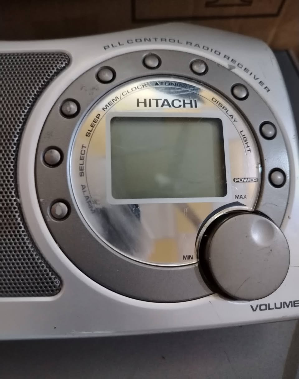 راديو ماركه هيتاشي HITACHI ثلاث موجات  شاشه الجهاز باله جاي من انكليزي السعر على الخاص


**إذا كنت صاحب هذا الإعلان وتريد حذفه لأي سبب، رجاءا أرسل رسالة إلى الدعم الفني**