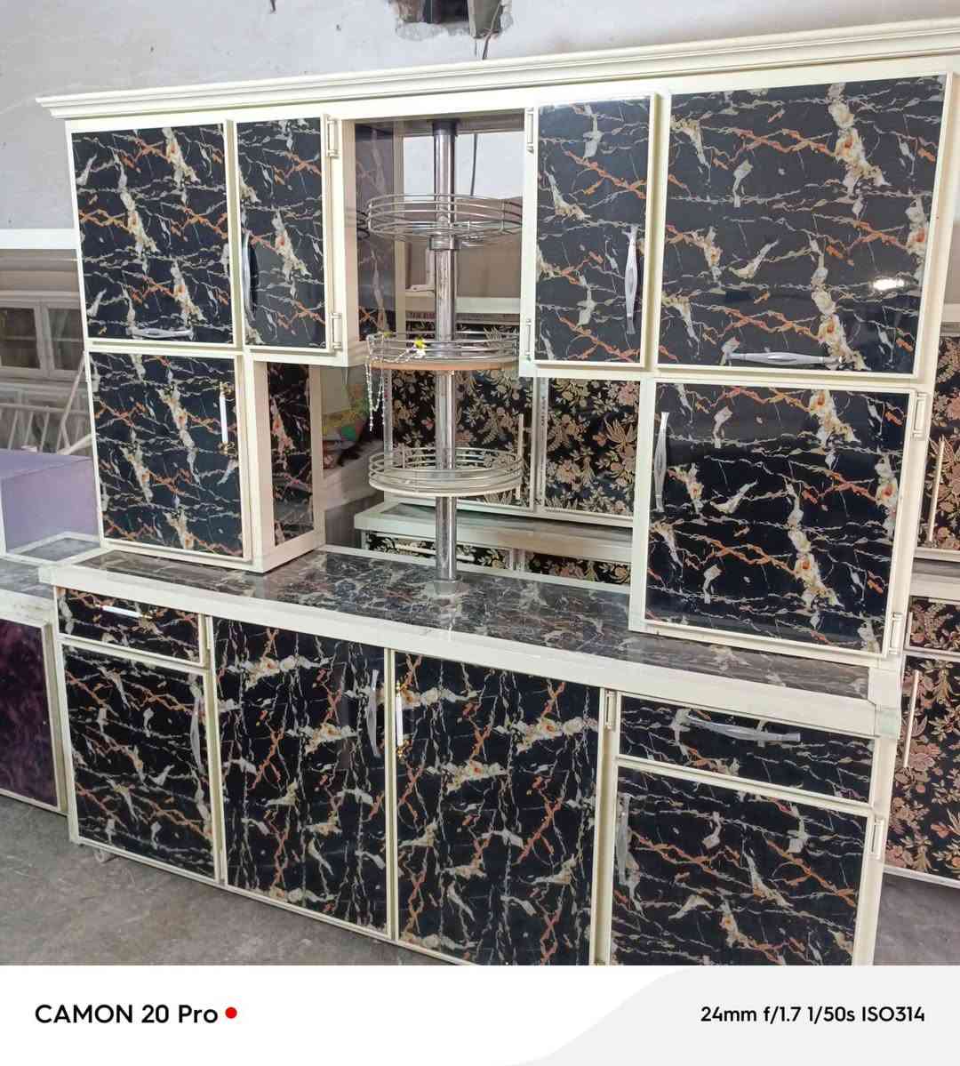 كاونتر مترين ابو السله نظيف درجه اولى للبيع للاستفسار هذا الرقم وبي واتساب ***********
