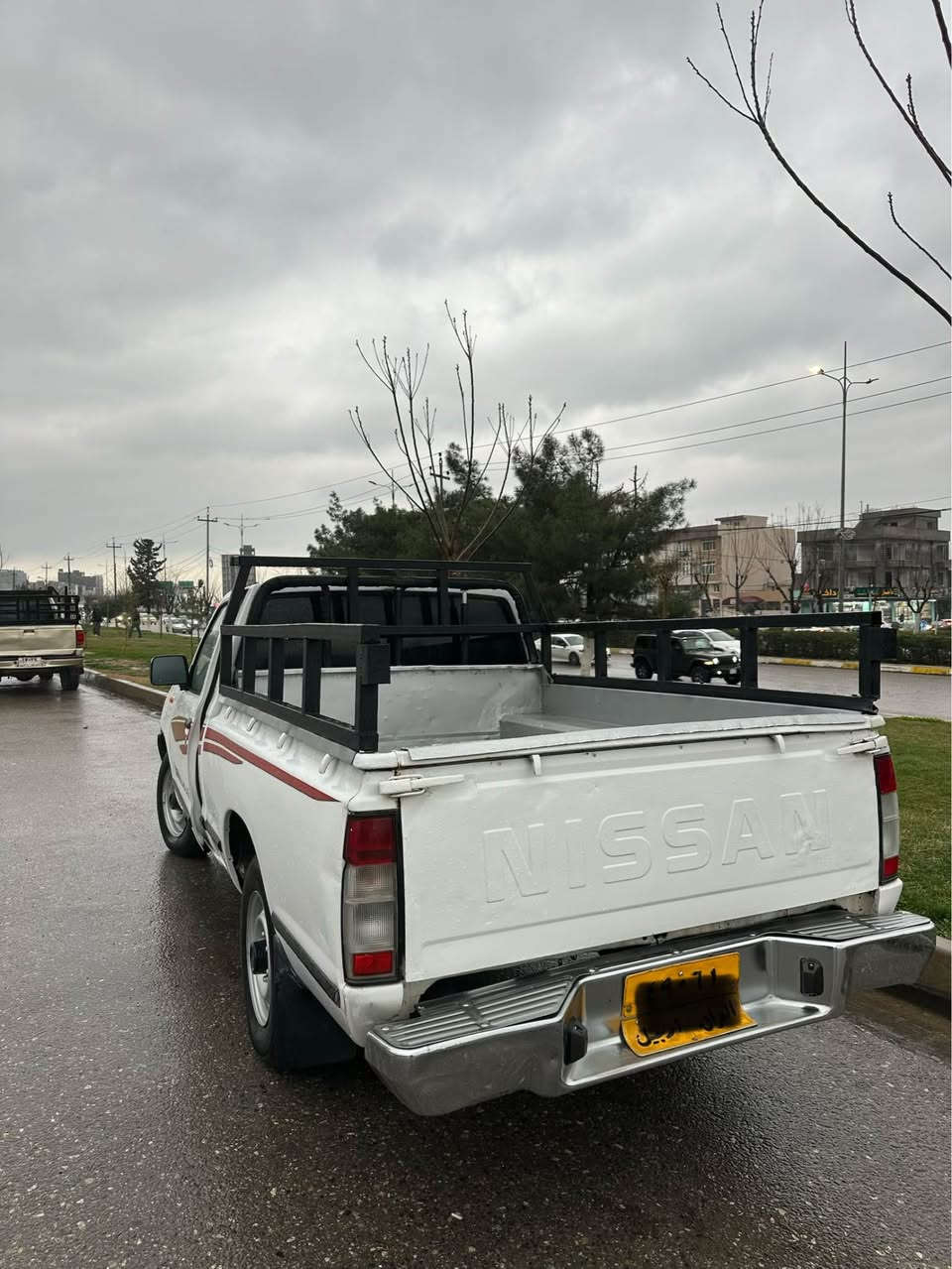 للبيع بيك اب 2008
سعر 73 ورقة $ 
صبغ 3 قطع و نص 
مكان السياره دهوك
كير محرك شرط 
اللاتصال *********** دهوك, العراق
