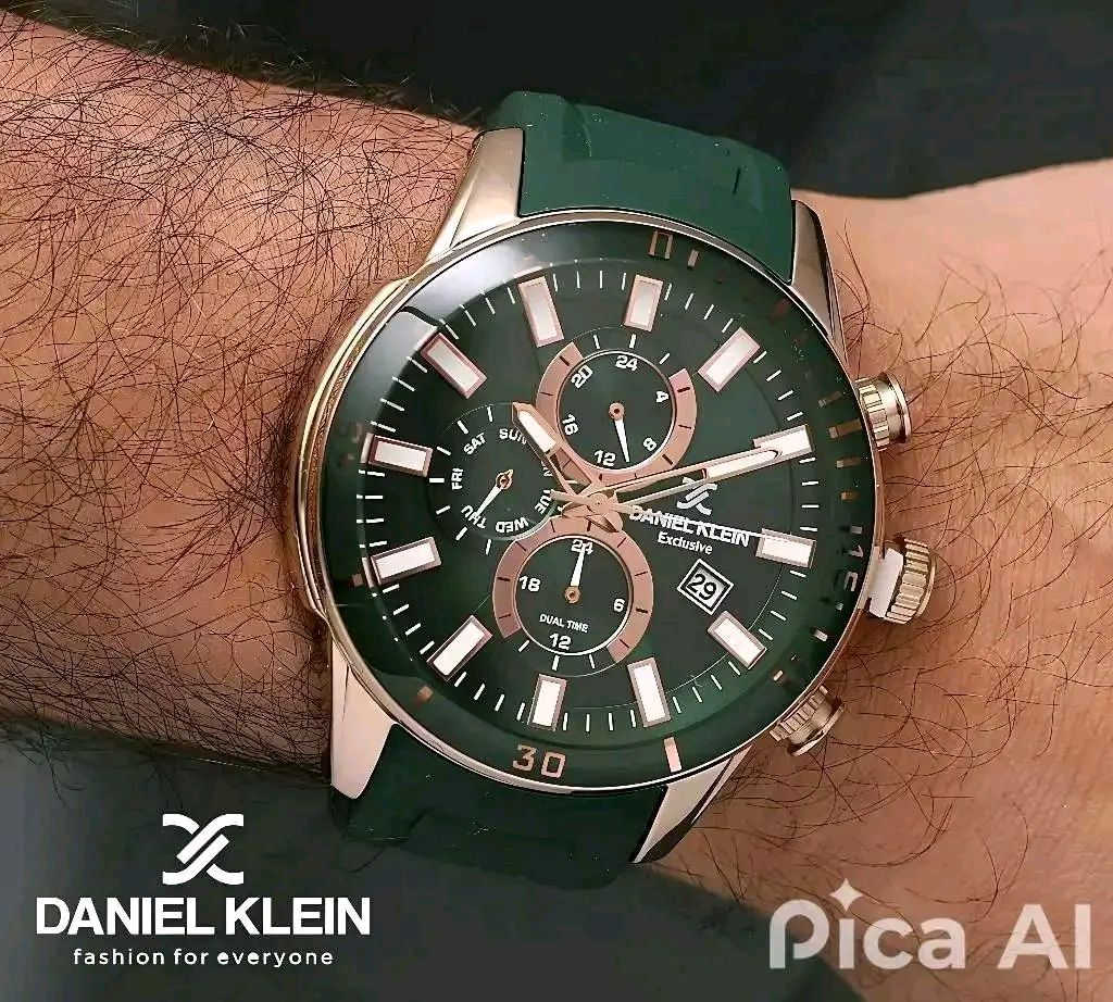 🌿 بسمِ اللهِ الرَّحمنِ الرَّحيمِ 🌿
والصَّلاة والسَّلامِ عَلَىٰ رَسُولِ اللهِ ﷺ
✨ #مــزاااااد_الأناقة ✨
​ساعة دانيال كلاين (DANIEL KLEIN) الأصلية ✅ قطعة حصرية تجمع بين الفخامة والوظائف المتعددة، مصممة لمن يعشق التميز.
​🔨 تفاصيل المزاد (Auction Details):
​بداية المزاد: من 35$ دولار.
​أقل رفعة: 5$ دولار.
​السوم: حصراً بالدولار $.
​موعد الانتهاء: غداً إن شاء الله، الساعة 05:00 مساءً.
​شرط الاعتماد: إرسال (الاسم، العنوان الكامل، رقم الهاتف) أولاً. 📱
​🔴 المواصفات الفنية (Specifications):
▫️ الماركة: Daniel Klein 🔹 أصلية 100%.
▫️ المكنة: كوارتز ياباني دقيق 🇯🇵.
▫️ الطوق (الهيكل): روز كولد ستانلس ستيل مقاوم للصدأ.
▫️ السير: ربر أخضر عالي الجودة (مريح وأنيق).
▫️ المميزات الإضافية:
▫️ سناتر شغالة: لوظائف متعددة.
▫️ توقيت مزدوج: سنتر توقيت منطقة أخرى (GMT).
▫️ التاريخ: نافذة عرض التاريخ الشهري.
▫️ الرؤية: عقارب وأميال مضيئة في الظلام.
▫️ القياس: قطر 45 ملم.
▫️ المقاومة: مقاومة للماء 50 م 💦.
​📦 الحالة: جديدة تماماً (New Condition) 😍.
⬅️ تأتي مع: العلبة الأصلية، كارت الضمان، والعلاقة الأصلية.
​🚖 التوصيل:
متوفر لجميع محافظات عراقنا الحبيب 🇮🇶.


**إذا كنت صاحب هذا الإعلان وتريد حذفه لأي سبب، رجاءا أرسل رسالة إلى الدعم الفني**