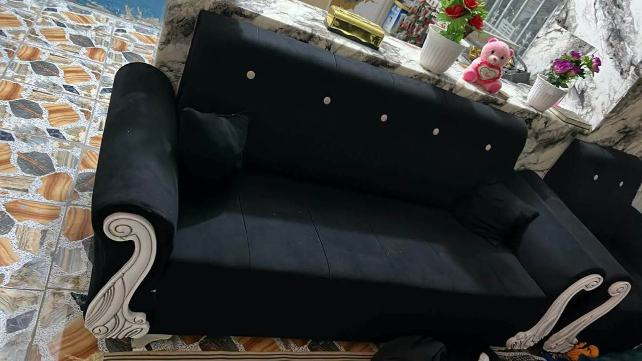 اثاث نضيف تخم 10 نفرات وطبله ويا 250 الف واكو 🚚 توصيل *********** النجف, العراق
