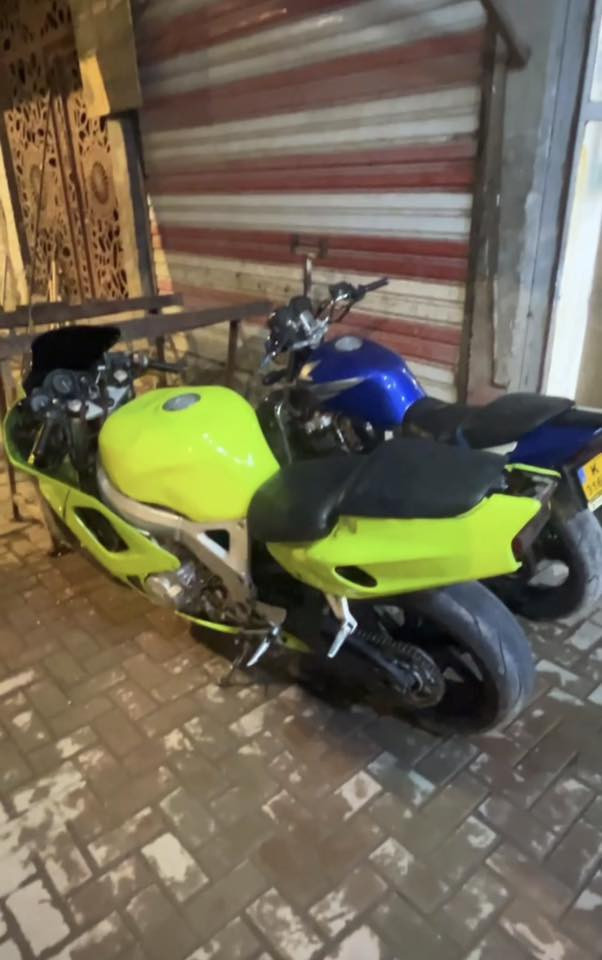 سلام عليكم
919 اوراق كامله مصبوغه صبغ جديد تايرات جدد ادامه كابريترات بلكات  نقص فقط فلتر شوته بيه صوت بل مكينه من تحمه مابيه اي نقص شغاله بـﺂჂ̤ وكت المسيب ***********
