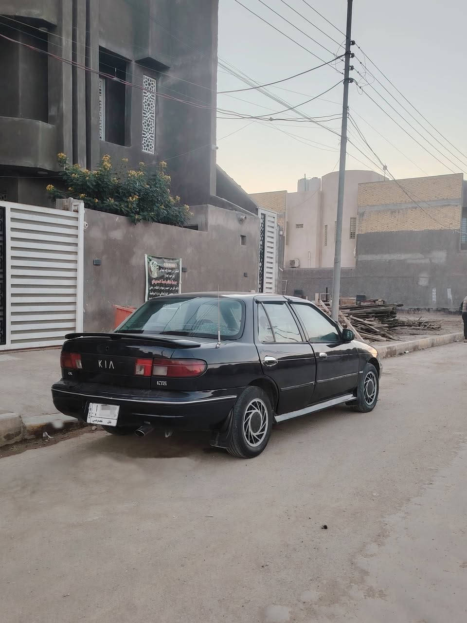 السلام عليكم للبيع كيا سيفا مديل 1994 رقم بابل مشروع وطني تحويل ثاني يوم السياره جاهزه حداديه جديده كهربائيات شغاله على طول السياره ماكو شي بالسياره ما يشتغل كلشي شغال بيه مشط جديد توني مسويه حداديه جديده توني مسويه السياره جاهزه على اخر حبايه السعر 33 وبيه مجال مكان للشراي مكان ناصريه مركز للاتصال :***********
