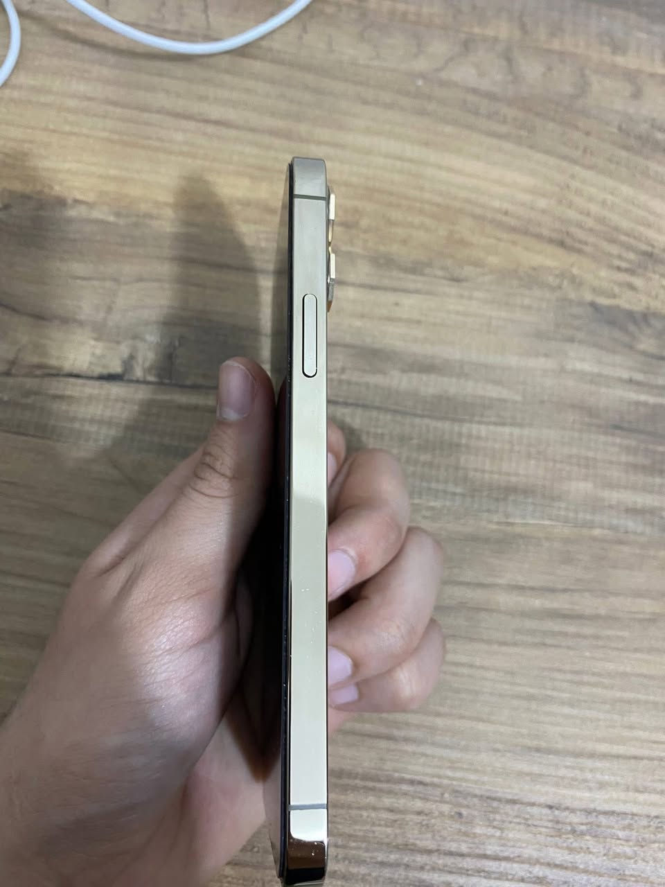 سلام عليكم ايفون 12 برو فول موصفات جوا سوك
شرط ما مفتوح 
ذاكره 256 

بطاريه 79 

تك خط 

كلشي شغال ضمان سنه  
سعر 350 مجال قليل مكاني صلاح الدين شرقاط


**إذا كنت صاحب هذا الإعلان وتريد حذفه لأي سبب، رجاءا أرسل رسالة إلى الدعم الفني**