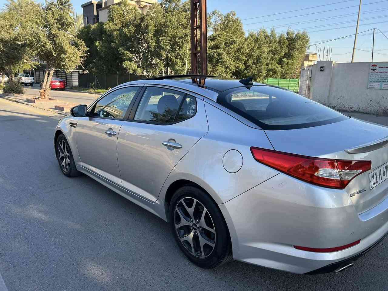 سلام عليكم عندي اوبتما خليجي فول مواصفات Vip مكفوله من الصبغ والتبديل عدا بارد جدا بسيط موضح بالصوره المواصفات بصمه بانوراما خزن ميموري مكينه 2400 بلاديه جلد لدا امامي خلفي حساس كاميرا تبريد قطعتين رقم بغداد الجديد رايده 127 وبيه مجال رقمي *********** مكاني بغداد حي الجامعه او المنصور
