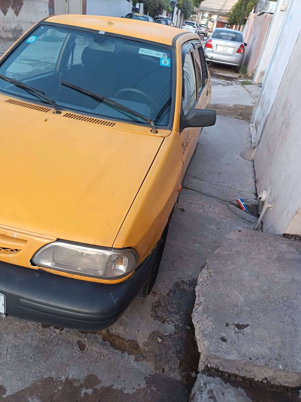 سايبا موديل ١١
كير محرك شواصي شرط
صاحبها اني هئيه غرامات صفر
كبون بانزين بيها
السعر ٢٢وبي مجال
***********

