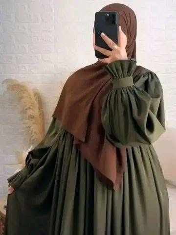 ```
حجاب فردوس - لمسة راقية لكل يوم

المواصفات:
- قماش اسبياش أصلي بملمس ناعم وانسيابية عالية
- مقاس البليدة, الجزائر


**إذا كنت صاحب هذا الإعلان وتريد حذفه لأي سبب، رجاءا أرسل رسالة إلى الدعم الفني**