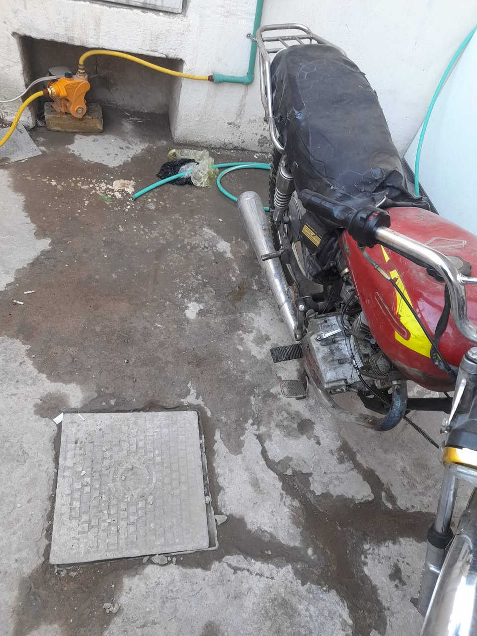 سلام عليكم دراجه سيفان خمسه كير كاطعه ولفات البيع سعر 150وبيها مجال بصيط نواقصها خفيفه مكاني بغداد المدائن (كلك اكفل سرقه) متوفر خاص


**إذا كنت صاحب هذا الإعلان وتريد حذفه لأي سبب، رجاءا أرسل رسالة إلى الدعم الفني**