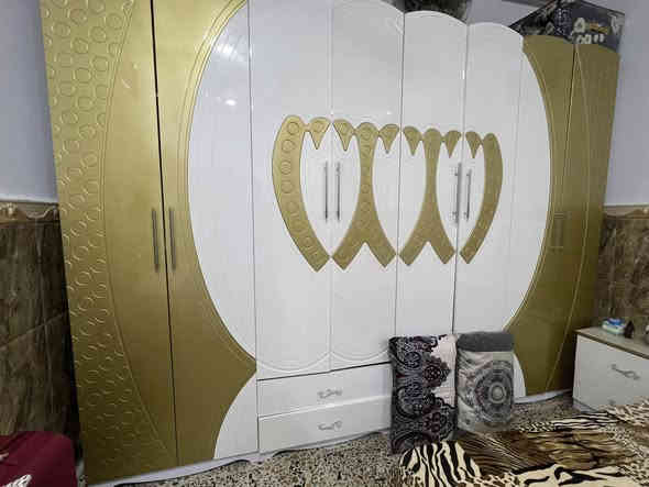 غرفه عدد 6 قطع السعر مناسب بيع مشتعجل ***********
