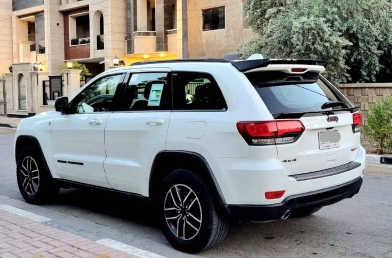 سلام عليكم للبيع فقط بدون مراوس
جيب ترايل هوك فئه مميزه جداً  

🛑موديل 2019 

🛑خليجي وكالة ليث العبيدي 

🛑فول الفول من كلشي 

🛑ماشيه 58 الف كيلو متر 

🛑بيها شبر صبغ فقط 

🛑السياره كير مكينه كفاله 

🛑مكانها السيديه 📍

🛑سونار مع الصور موجود تفاصيل كامله 

السعر 25.800$ وبيها مجال بسيط ومستحيل اكو هيج سعر بعد كلش مناسب سعرها 

للاتصال ***********
