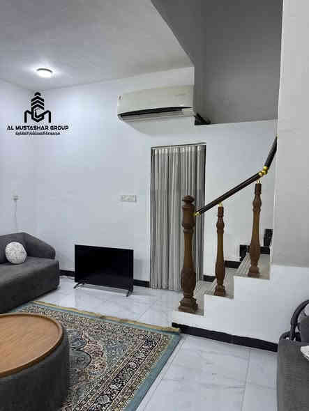 عقار للبيع الديوانية حي الفرات مقابل كلية الطب 

المساحة 168 متر 

واجهة 14 م

شارع 15 م تبليط 🔴

العقار ركن  

يحتوي العقار على طابقين 

غرف نوم 3

استقبال 2

صالة 1 

مجموعة صحياة 2 

مطبخ 1 

العقار معروض لدى مجموعة المستشار العقارية 

عنوان المجموعة الديوانية ام الخيل مقابل بلدية الديوانية 

او الاتصال على الرقم 

***********
