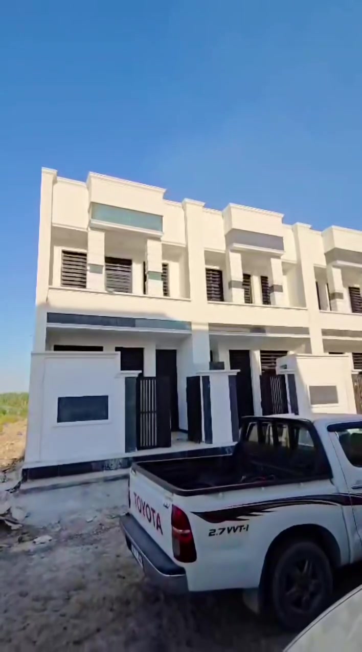 🏡 ✨ بسم الله الرحمن الرحيم ✨

🌟 فرصة مميزة للسكن أو الاستثمار 🌟

📢 رقم الإعلان: 994

📍 بغداد / الراشدية / منطقة طالب العلي

🏠 3 مشتملات 📄 طابو سند 25

✅ موقع مميز وخدمات متوفرة. ✅ مناسب للسكن أو للاستثمار. ✅ فرصة مميزة للراغبين بالتملك في إحدى أفضل مناطق الراشدية.

📞 للاستفسار والتواصل: 📱 *********** 📱 ***********

🌹 مع الشكر والتقدير أبو أيمن للعقار

#ابو_ايمن_للعقار #بغداد #الراشدية #طالب_العلي #طابو25 #بيت_للبيع #عقارات_العراق #استثمار #عروض_عقارية
