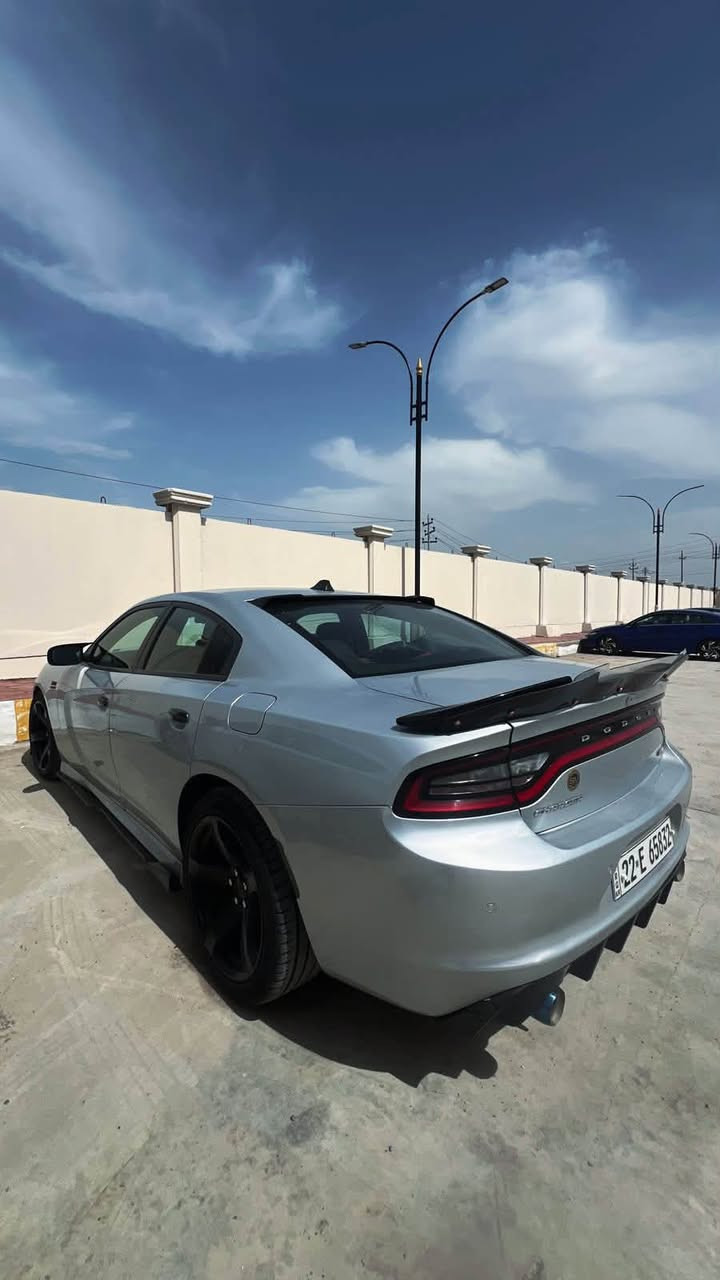 السلام عليكم
دوج جارجر 2020-SXT -V6 للبيع فقط 🚨

ماشيه86،000mi- رقم اربيل 🚨 الدولي الجديد 
-منظومه زينون نهارر  + بلوجكترات زينون
-تحديث داخل وخارج السياره SRT
-ويل 20-SRT المميز 

-كاميرا خلفيه+حساسات خلفيه
-تشغيل عن بعد 
-كروس سرعة
- تحكمات سيترن
-كار بلي
--كراسي كهرباء ،مري شفط

وارد امريكي حادثه بسيط جاملغ السايق (تبديل),الجاملغ عكس السايق (كلير فقط) 
والبنيد تحديث SRT ابو الفتحة
بالعراق صارت طخه بسيطه بالصندوق(وصورته موجوده) 

السياره بدون اي اريباك 🚨 
سياره جديده ونصبتها احلى من الصور 

كلش نظيفه استخدام شخصي ومال جناي ومصروف عليها هواي واي كلوب ممشتغل بالدشبول ✨

السعر :- 195$ وبيها مجال بسيط
مكاني :- ديالى- بعقوبه - غير متواجد عالفيس
للاستفسار الاتصال عالارقام
***********
***********
