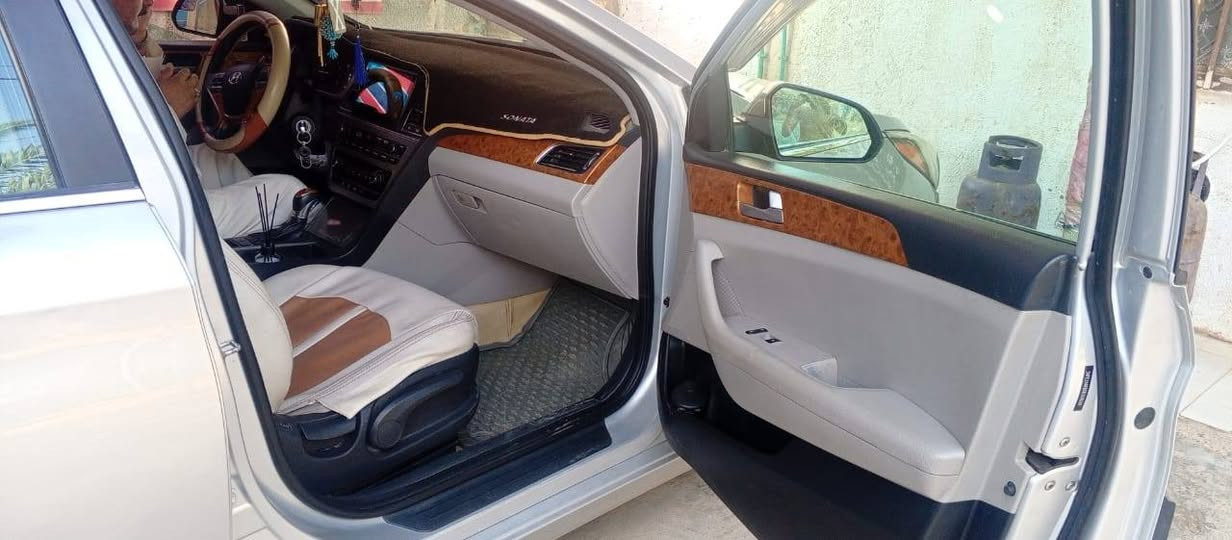 سلام عليكم سوناتا 2016 أمريكي قطعتين صبغ بيه محرك 2400 كير محرك مكفولات تبريد ثلج تخم تاير حداديه جديده المكان واسط كوت سعر 122 وبيه مجال سياره رقم بغداد وبسمي ***********
