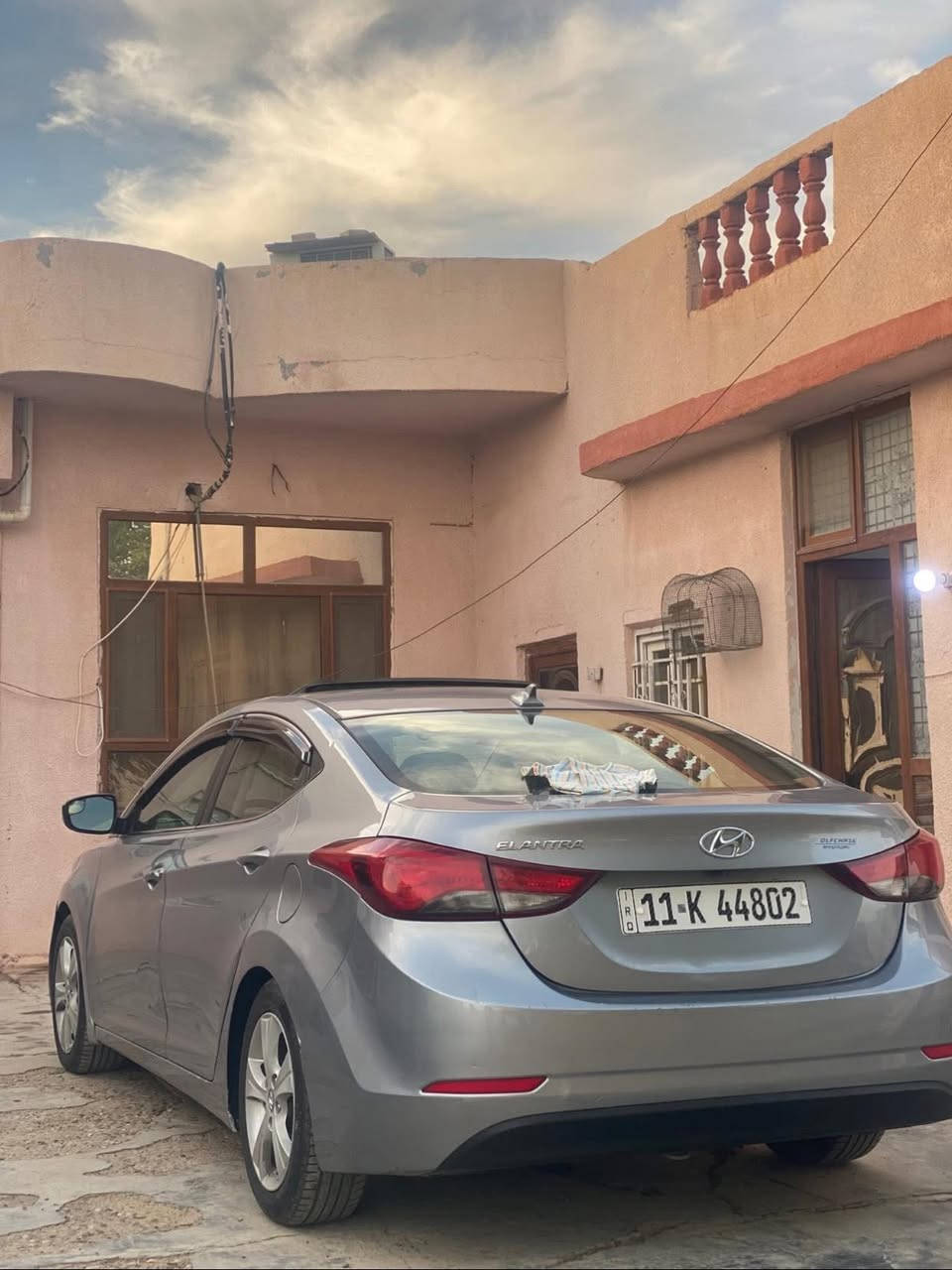 سلام عليكم : 
النتره موديل 2016 فول مواصفات …
محرك 2000 مكفول .
كير 6 نمر مكفول .
رقم بغداد بأسمي .
حادثه جاملغ وشويه بلبنيد
السعر 125 $ وبيه مجال للطيبين.
العنوان: كربلاء حي الحسين .
للأتصال : ***********
