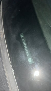 جمسي سيرا 2024 ماشيه 26ميل  حادث ربع جاملغ وبنيد مواصفات SLE.   8سلندر...