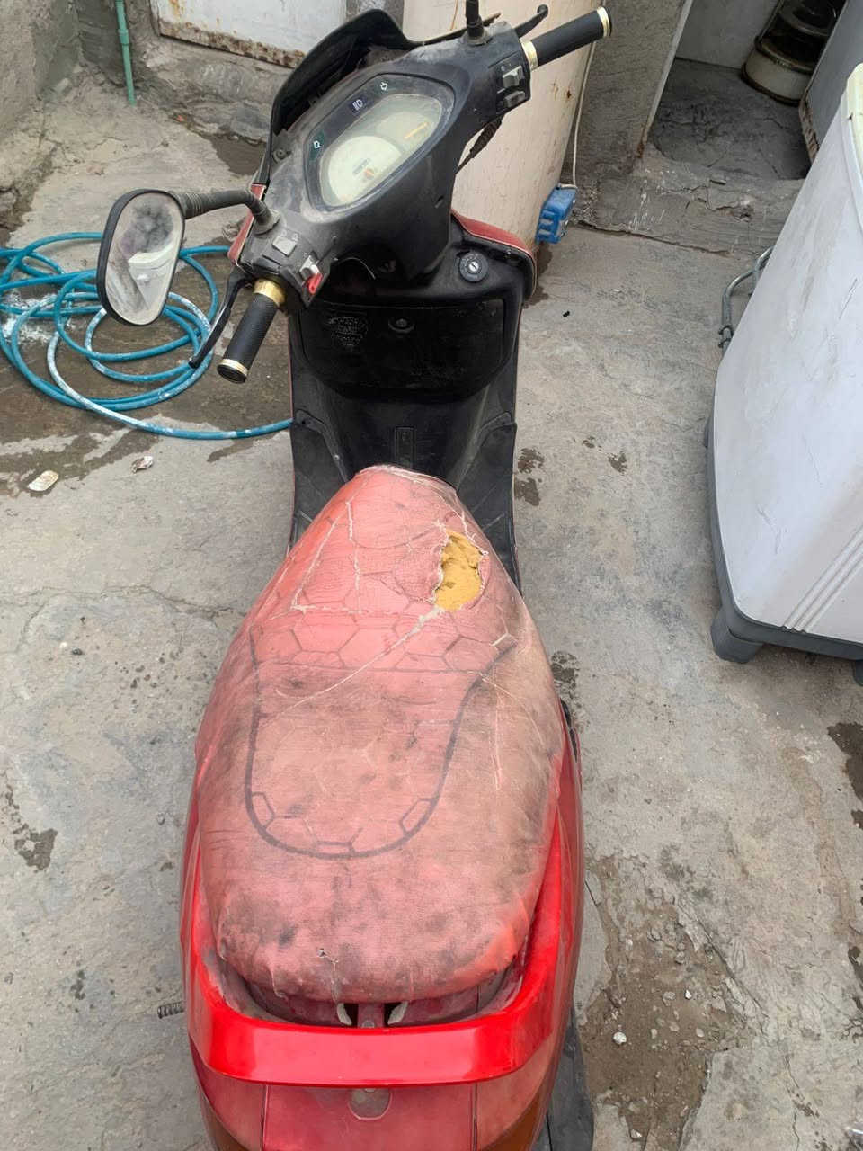 دراجه كوم حديد 
سلام عليكم دراجه صار بيه صوت   كرنك فقط جانت تشتغل وشلعه حلوه كلشي بيه شغال أبيعك كوم حديد  سعر ١٥٠ مكاني نجف  حي الميلاد


**إذا كنت صاحب هذا الإعلان وتريد حذفه لأي سبب، رجاءا أرسل رسالة إلى الدعم الفني**