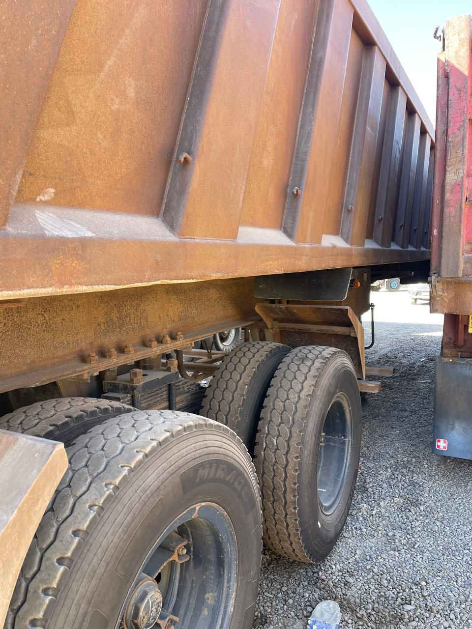 سلام عليكم عربانة لبيع شاصي ١٦ مجموعة براد١٦ تخم تاير جديد عربانة سعر ١٧٠ رقم ***********
