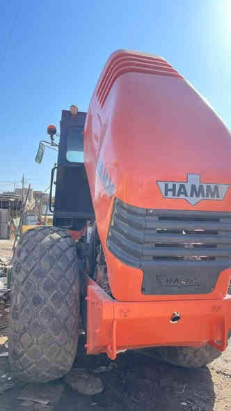 حادله هام2011 للبيع ماكينه جديده ما مشتغله هواي سعر 365 وبي مجال العنوان بغداد كسره وعطش***********
