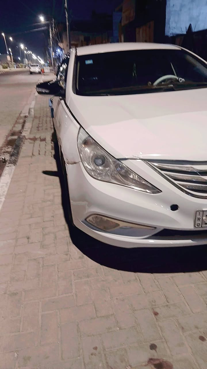 السلام سوناته مديل ٢٠١١ سياره خير من الله جاهزه مجهزه   بيه بابين صبق فقط بدون حادث  ولهلالات معمره  الباقي كفاله   رايده ٩٣ رقم نكليزي بسمي هزه جديده  رقمي ***********
