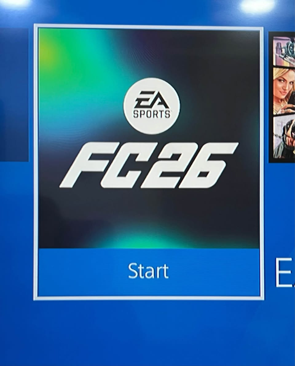 Ps4 Slim 500Gb پلەیستێشن فۆر گەلەک و گەلەک یا پاقژە نەڤەکریە کەبسە ب شەرت دوو دەسک د گەلن ئێک شەریکە ئێک تجاری هەردوو گەلە د لاون هێشتا حسابا دیلوکس نێزیکی ٤٥ روژا مایە و فیفا ٢٦ عەرەبی تێدا خەزنە  ژ.م*********** جهــ دهوک بهـــا ٢٤٠هزار و مەجالەک دێ هەبیتن دهوك, العراق
