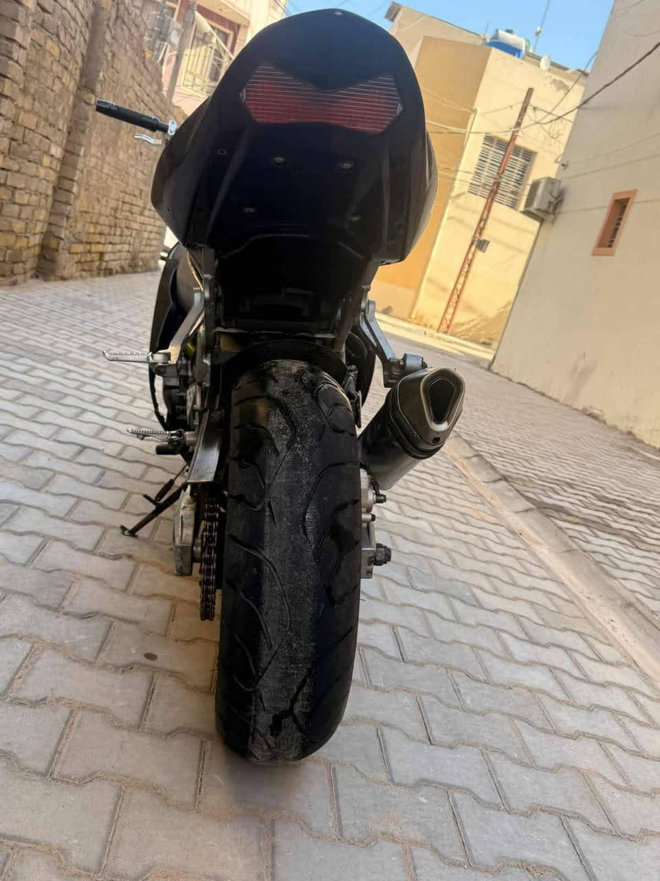 كاوسكي للبيع الدراجه فقط كايمه اي نقص مابيهه بس كايمه اكفلهه من كلشي فقط محركهه الرداجه سعرهه 1500 وبيهه مجال شي قليل الدراجه كايمه فقط اي نقص مابيهه التواصل عل رقم***********
