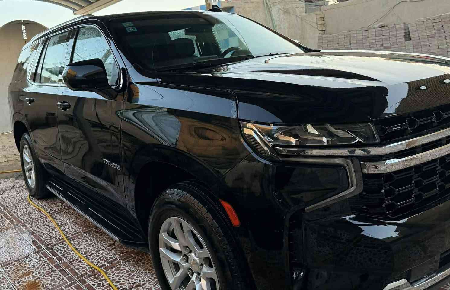 ⸻
تاهو شفروليه LT وكالة المنصور

السيارة وكالة نظيفة

ما بيها أي حادث نهائيًا

مغلفة BBF

اني ثاني شخص جانيها

ماشيـة 57 ألف فقط

المواصفات:

 • مكينة 8 سلندر

 • قير أوتوماتيك

 • دفع رباعي

 • 3 أنظمة قيادة

 • كراسي جلد

 • كراسي أمامية تدفئة

 • كرسي السائق كهرباء

 • ستيرن تدفئة

 • شاشة كبيرة

 • كاميرا خلفية

 • حساسات

 • تشغيل عن بُعد

 • توقف ذاتي

 • إطفاء ذاتي

 • نظام سبورت + إيكو

 • لايتات LED

 • جناطة كهرباء

 • دعامات جانبية

 • رنقات وكالة

السيارة جاهزة للفحص بأي مكان

السعر 54900$

📍 المكان: (الكوت)

📞 للاستفسار واتساب أو اتصال: (***********)
