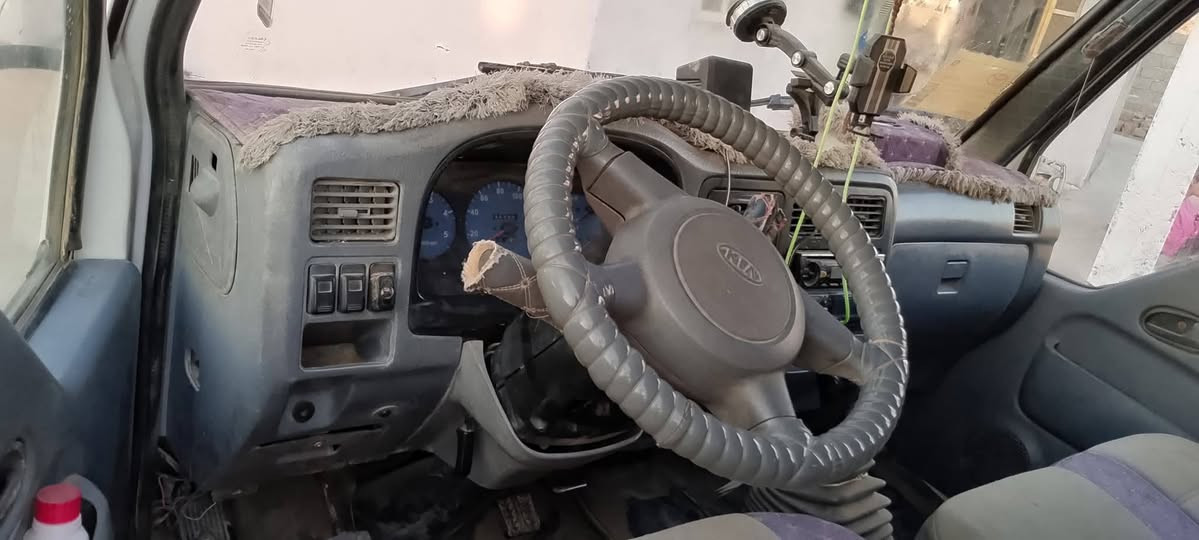 كيا فونتيرا موديل 98 رقم بغداد اسود العنوان ربيعه السعر 40 ***********
