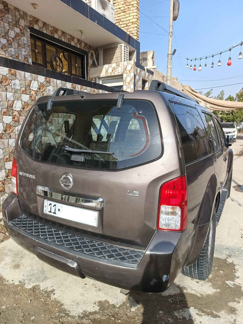 نيسان بافندر خليجي
فول مواصفات LE محرك 4000
فتحه 
4بصمات
تحكم جهتين 
دشبول ارماده 
صندوك شفط
فور ويل 
7راكب
3 تبريد
3 دي في دي 
2 شاشه 
كامره 
رقم بغداد دولي  لل31
بسمي هزه جديده
منظومة غاز تعليك بدل سبير  
موديل 8 
بيها صبغ فقط بدون ضرر ع سونار 4قطع 
سعر٩٠ وبي مجال مكانها واسط 
‏‪***********‬‏
