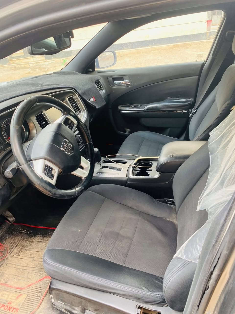 السلام عليكم
اعادة نشر بسبب للوعود الكاذبة 

جارجر ادوات خليجي كفالة من الكص و السرقة و العشائر فول مواصفات باتري جديد تخم تاير جديد حدادية نضيفة بشكل كهربائيات مضبوطة بشكل لايت عالي يخبل دواخل كلش نضيفة شاشة كبيرة سماعات دمام اربع بصمات تحكم و تدفئة بالمري تحكم استيرن كامل تبريد تدفئة بالكشن كفالة مكينة كير كفالة بشرط ٢٦٠ تمشي وين متريد سيارة مال جناي مكانها بالعمارة بيها ارقام فقط السعر ٧٣ وبي مجال للشراي 

***********
