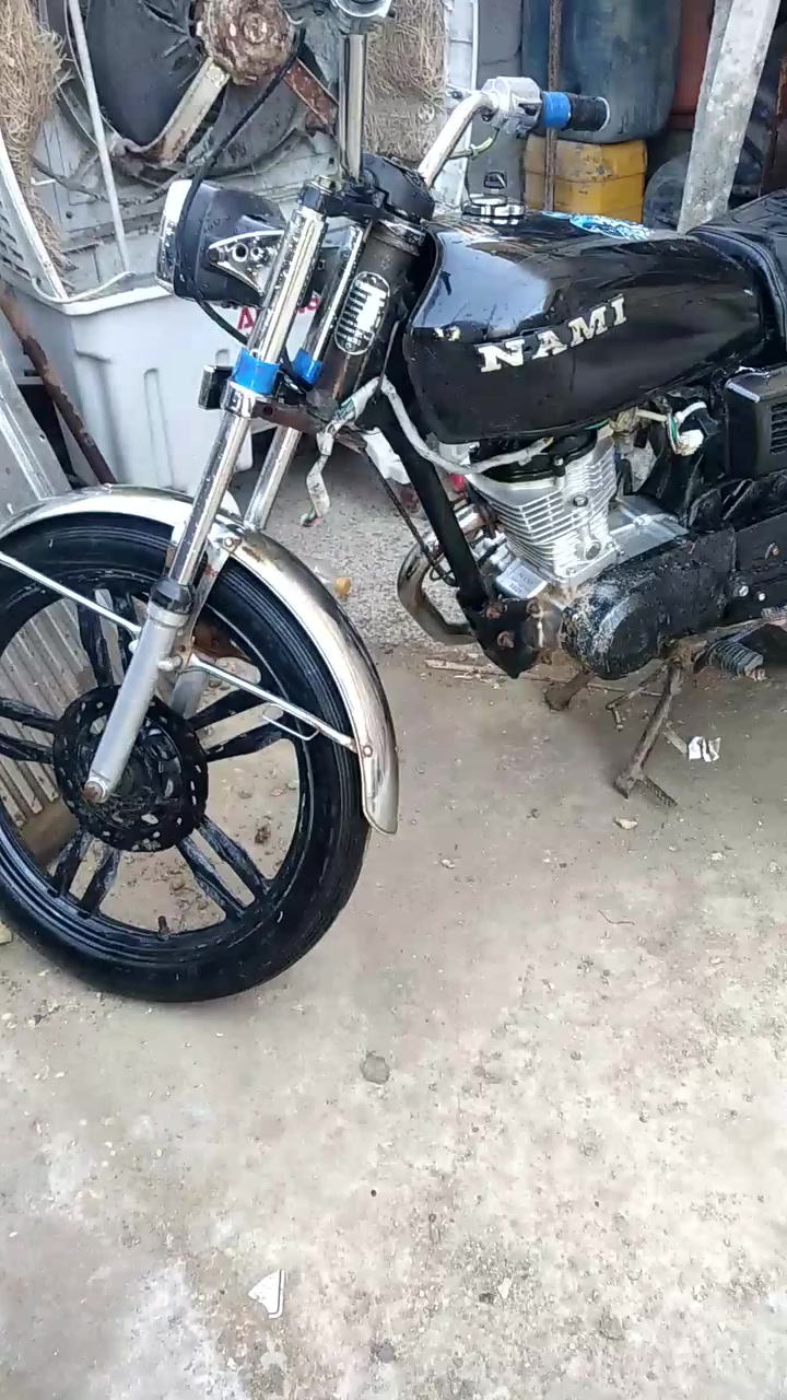 اربعة گير نامة مكينة شاصي اوراق اصولي عطل ولفات فقط السعر 250 + دراجة فوزة نقص باتري  150 كربلاء الحر الصغير موبايل  ***********
