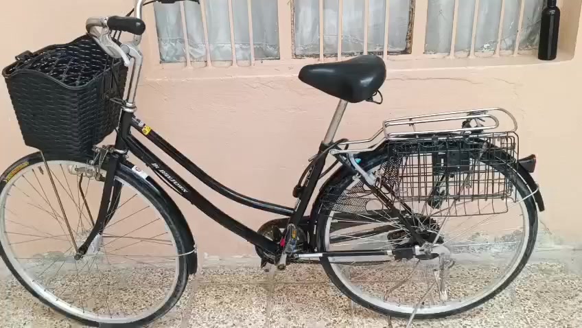 بايسكل حجم 27 ياباني حيل نظيف، كير فقاس امامي وخلفي وبم هواء كامل ب85


**إذا كنت صاحب هذا الإعلان وتريد حذفه لأي سبب، رجاءا أرسل رسالة إلى الدعم الفني**