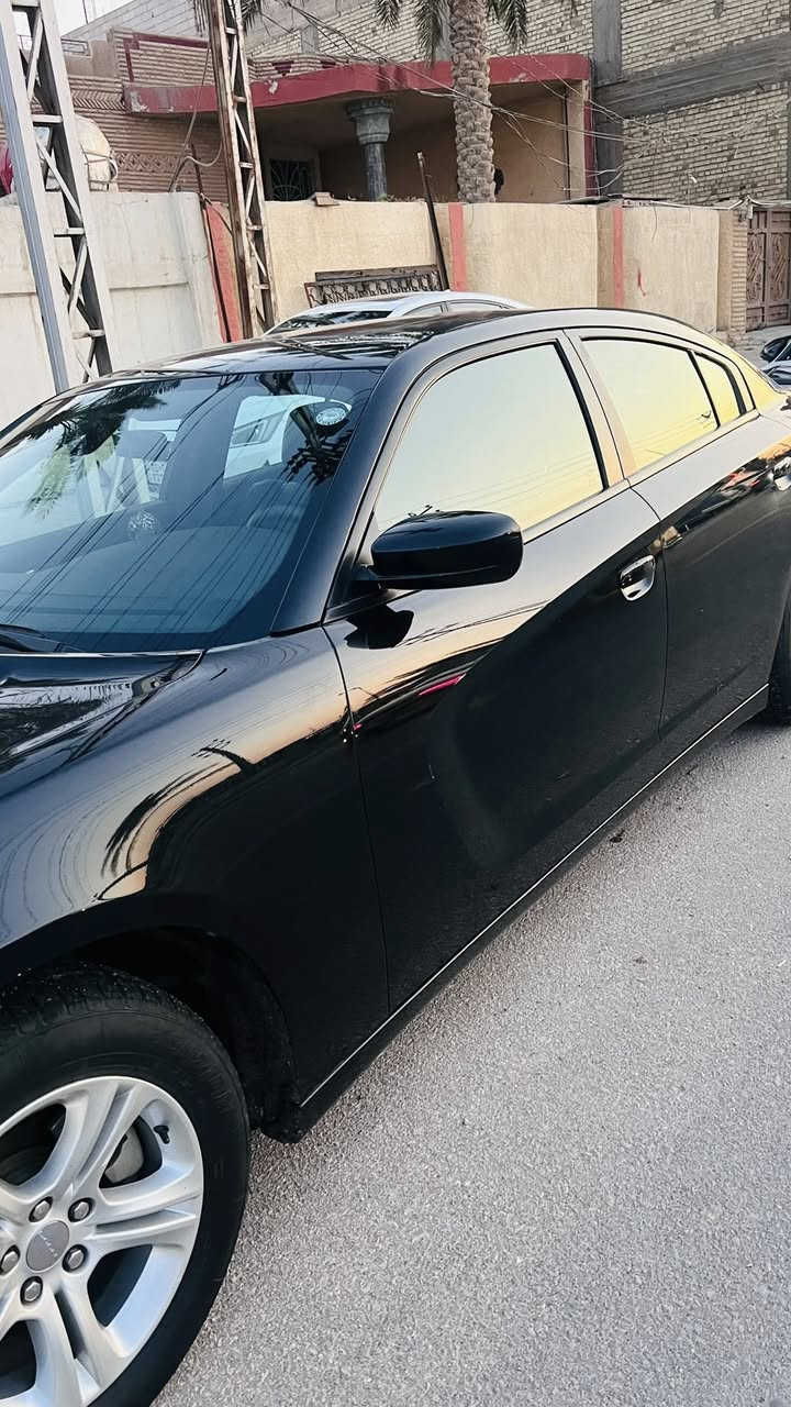 سياره جارجر sxt بلاس 21
كشنات جلد
كشنات تبريد تدفئة 
كشن السايق كهربائي مع خزن
قطعتين تبريد
حساس خلفي 
كامره خلفيه
حادثه باب عكس السايق فقط
بجم كبس
ماشيه 70 حقيقي
رقم اربيل باسمي
مطلوب /225 ورقه
***********
