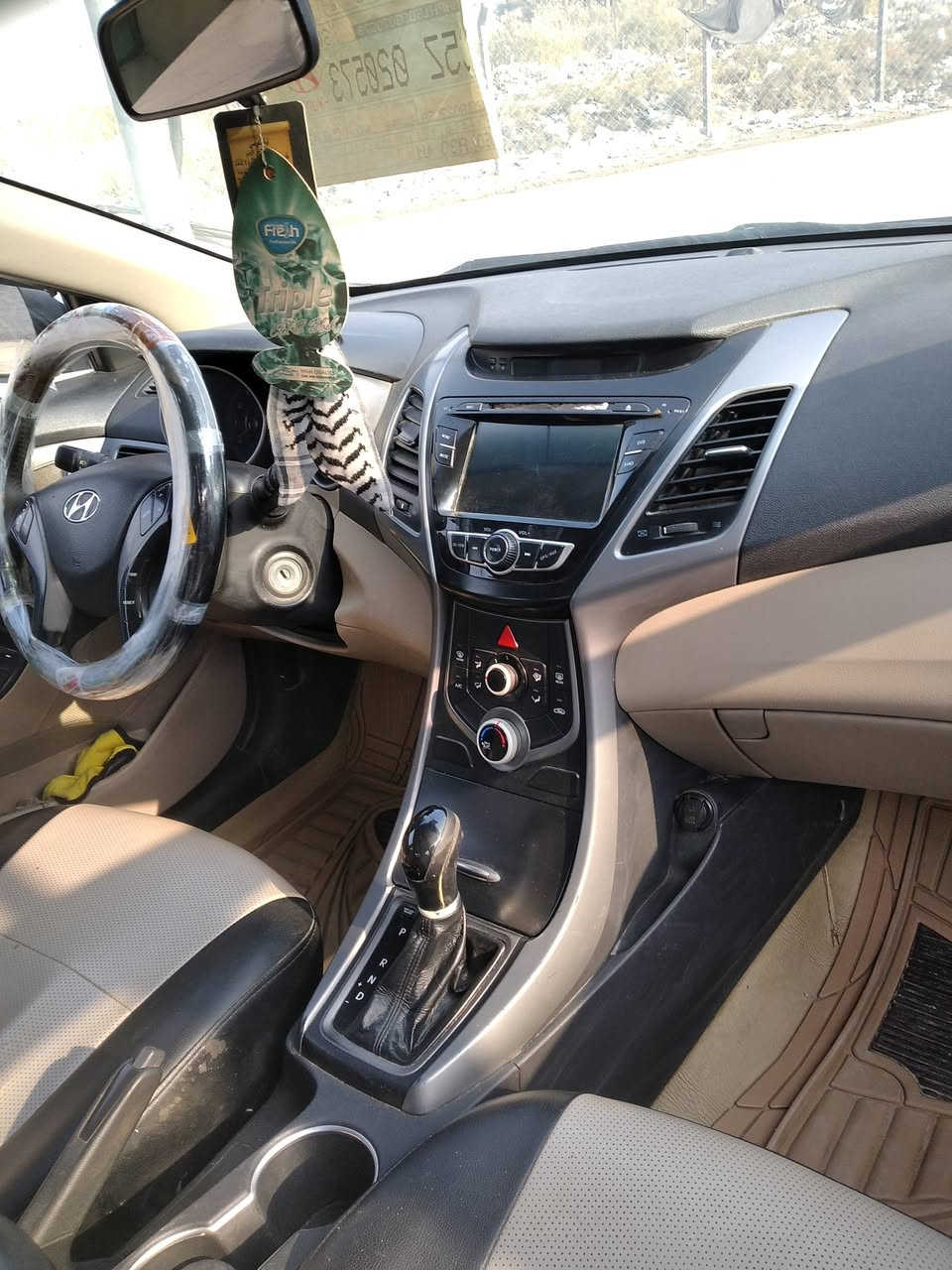 سلام عليكم النترا للبيع موديل 15حادت جاملغ وبنيد نفسهن مصبوغات مكاني حله بابل السعر 118 وبيها مجال حق الجيه الرقم *********** خليجي فول
