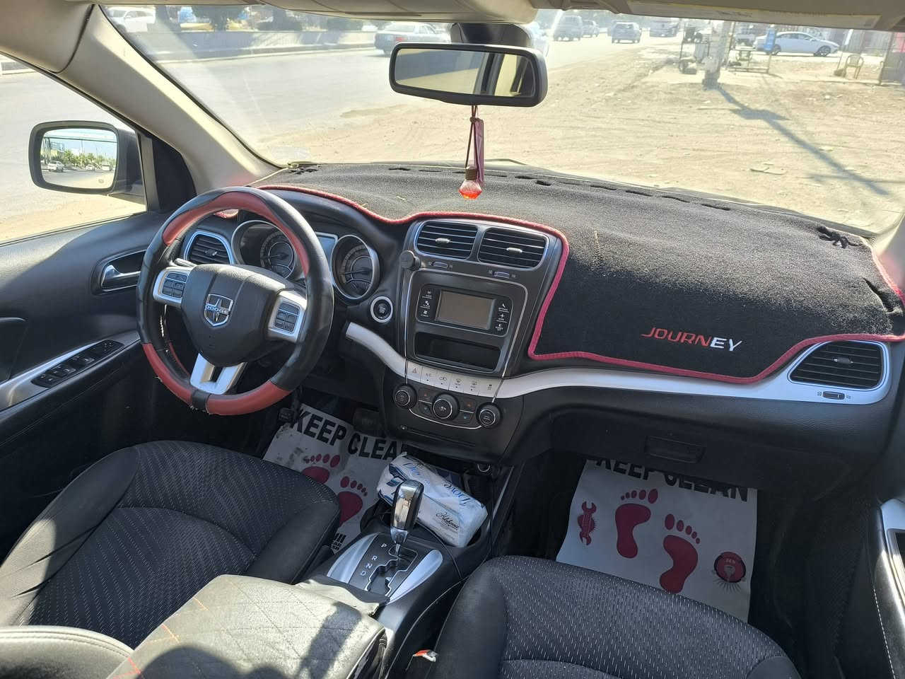 السلام عليكم
للبيع دوج جورني موديل 2018/رقم بابل باسمي
محرك/2400
3 قطع تبريد /7 راكب
الضرر/تبديل جاملغ السائق نفس اللون
ماشيه /137 الف كيلو 
السعر/130 ورقه وبيها مجال بسيط
مكاني بابل
***********
