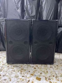 سماعات يطالي اصلي • نضافه 100/100 • مدينة الصدر