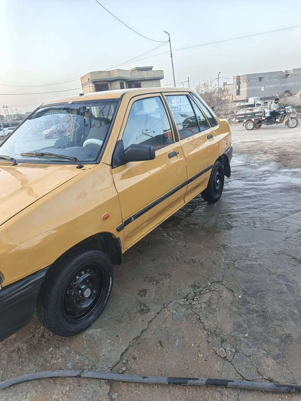 سلام عليكم سايبه رقم بغداد الدولي11 
سنويه27 ولا ربع مطلوبة 
مكينه تبخير 
كير حداديه كهربائيات تبريد كله شرط✅ 
مكفول كفالة عامه ***********
ما عده جاملغ خلفي بيه ضربه 
السعر 27 وبيها مجال للطيبين واني خادم 📍ديوانيه عفك
