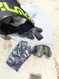 اكسسوارات سيارة • ملحقات سيارة