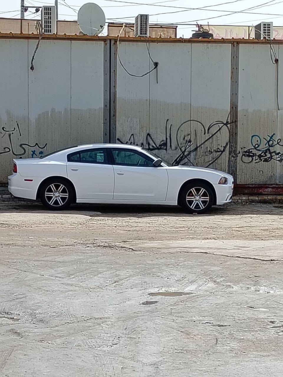 سلام عليكم، جارجر موديل ١٤ كندي ماشية ١٦٠ ما مشتغلة خط ابد  رقم بصرة مغلفه فابلون تخم تاير ابو الوردة باتري جديد ، مكانه بالعمارة سونار بالصور، راعيها موجود ويدوار ثاني يوم،سعر ١٧٠
الي تناسبه يتصل او يراسل وشكرا ***********
