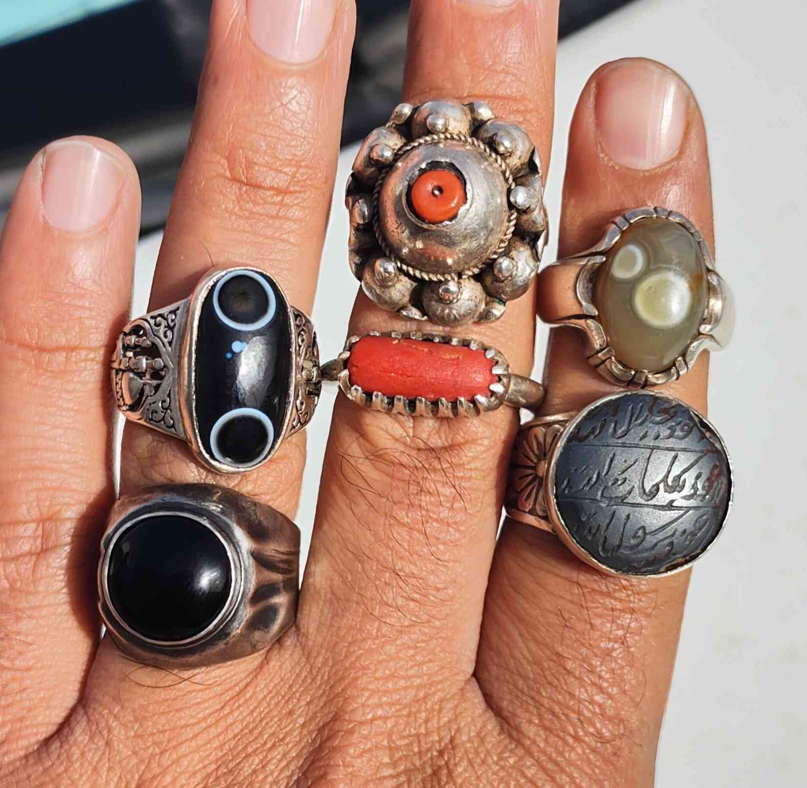 تخفيضات 
اي خاتم سعرة ٥٠ الف السعر نهائي ***********--___--___--___***********
