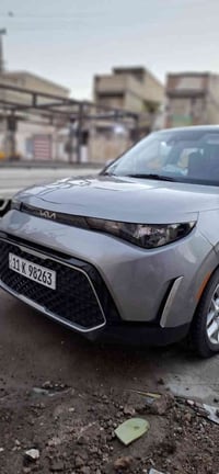 كيا صول ٢٠٢٣  رقم بغداد  ماشيه ٢٣  مكان بغداد جميله  بيهه ٣ قطع صبغ وا...