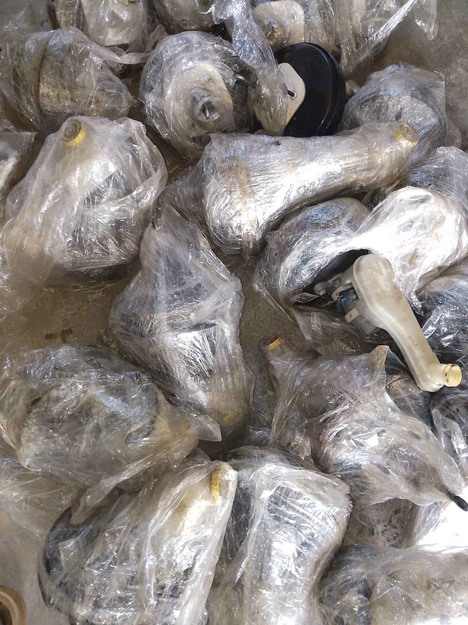 سلام عليكم  وصول عنبار وبريشر  c200
***********
***********
