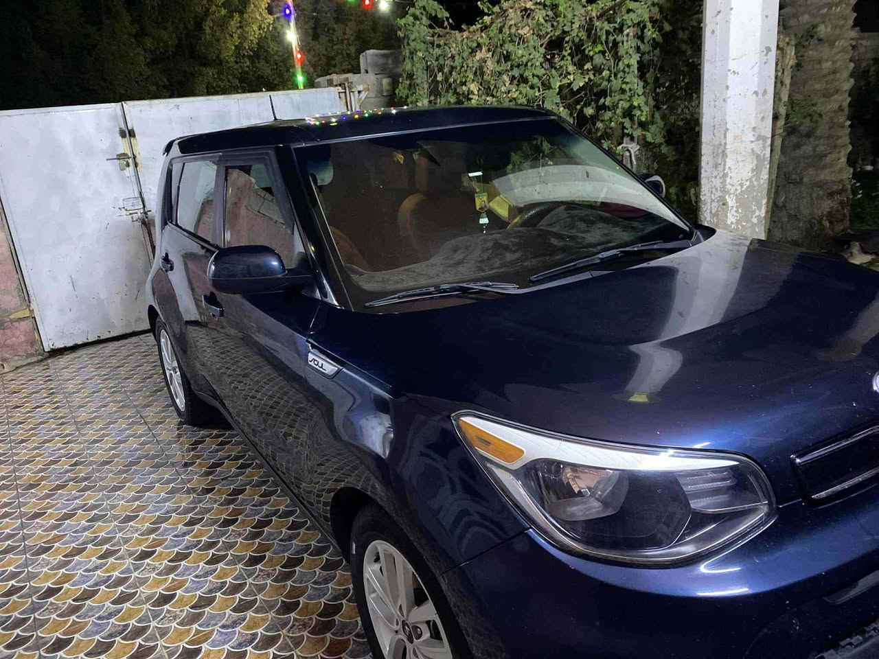 سلام عليكم صول 19محرك2000جي دي اي حادث خلفي بسمي رقم واسط السع115 الاستفسار اتصل
‏‪***********‬‏
