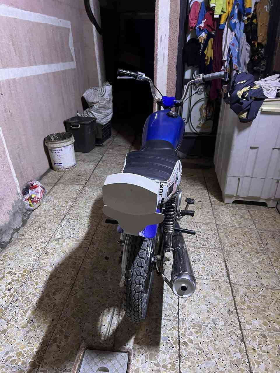 السلام عليكم دراجه للبيع محرك نامه شلامجه موديل 22شاصي ارشه موديل 17اوراق اصولي مكينه مفتوحه سعر550بيه مجال حك الجيه متواجد خاص رقمي ‏‪***********‬‏
