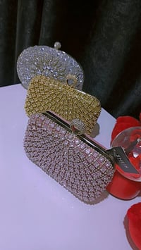 تصفية • اكسسوارات شخصية • للبيع