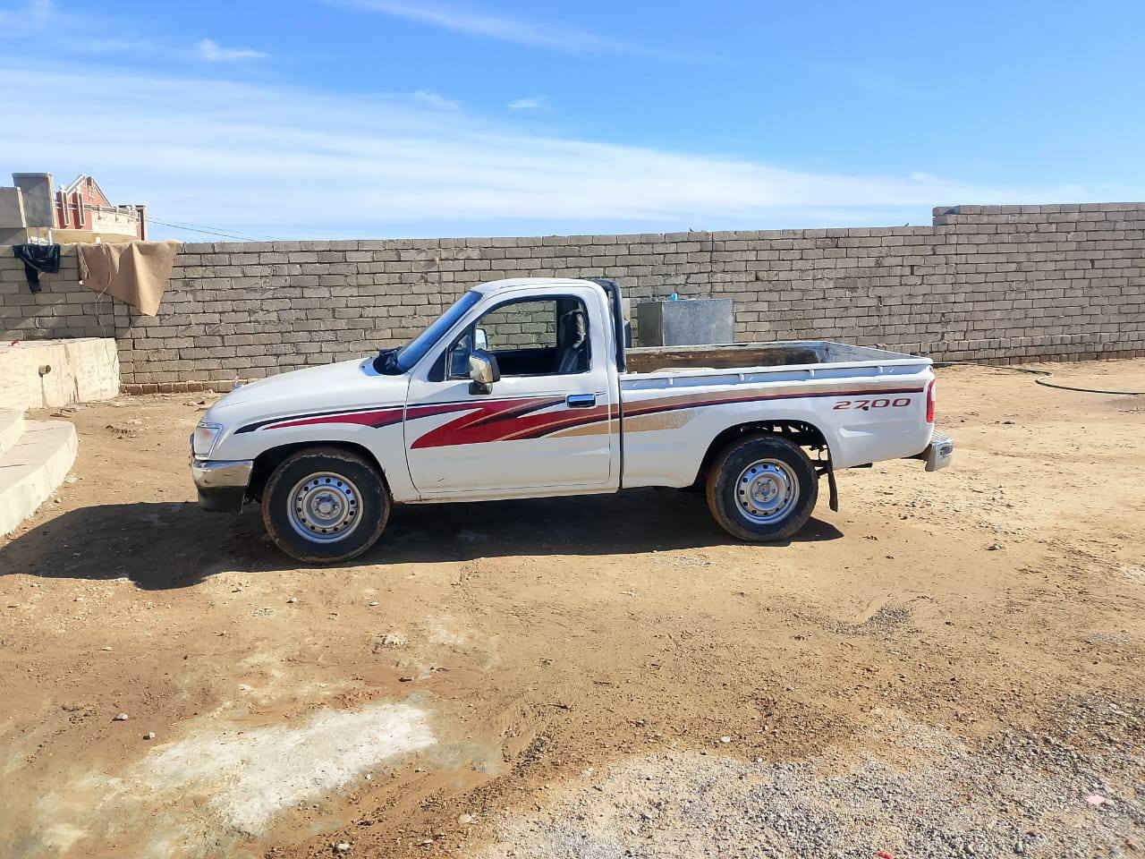 سلام عليكم بيكم اللبيع موديل 2001 رقم صلاح الدين دولي مكان صلاح   الدين بيجي  ***********
