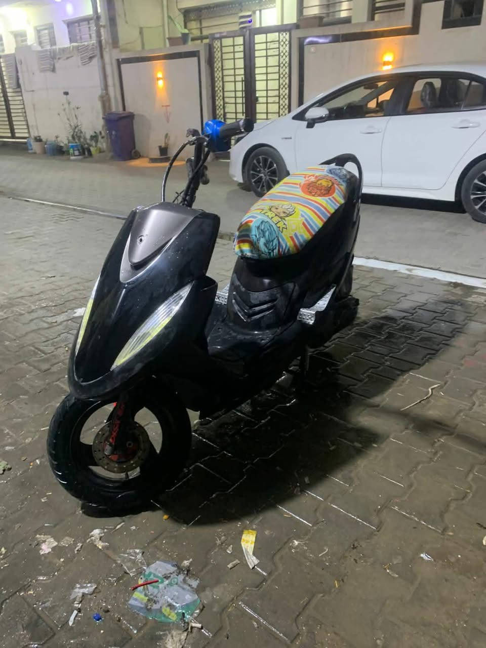 سلام عليكم  ب400 بيع مستعجل مكان حي عدل ***********
